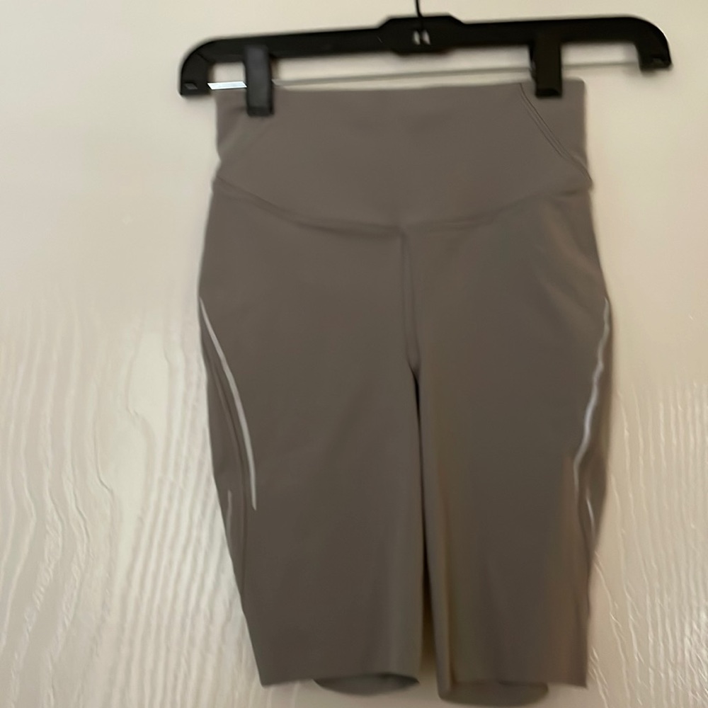 Lululemon short